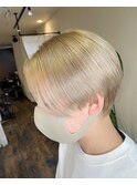 ブロンド/デザインカラー/シルキーベージュ/ハンサムショート
