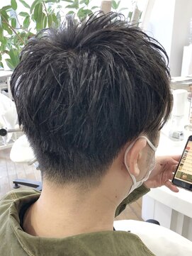 ヘッズ 本八幡店(HEADS) MEN'S HAIR センターパート ツイストスパイラル コンマヘア