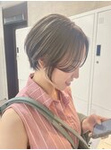 チークバングがかわいい◎丸みショート