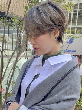 ハルキミナト ジャパン トウキョウ(HARUKI MINATO japan TOKYO) 20代30代40代50代ショートカット耳かけショート前髪なしショート