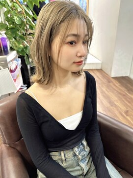 インビテーション(invitation) 【NARUOKA】栄/切りっぱなしボブ/外はねボブ/フェイスレイヤー