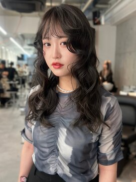 シティ(sity.) オリーブカラー ブリーチなしカラー 韓国風 カール ロング