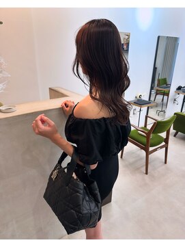 ルーシー(Lucy) 色気が増すツヤカラー&レイヤーカット