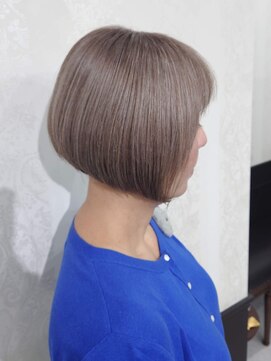 フォックスヘアー(fox.hair) ミニボブ/fox.hair