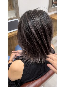 ノーム 横浜(NORM) グレージュハイライト