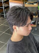 ルアン 大分駅店(ruen)&nbsp;大分メンズセンターパートフェザーパーマフェザーショート