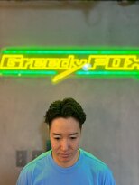 グリーディーフォックス 代々木(Greedy FOX)&nbsp;波巻き/ハイライト/マッシュパーマ/ウルフ[シェービング]