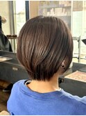 ショートボブ