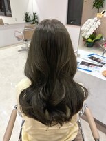ネウィ ファミ 吉祥寺(newi fhami)&nbsp;大人可愛い20代30代40代オリーブブラウン