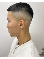 フランクスバーバーリザーブ 人形町店(FRANK’S BARBER RESERVE) スキンフェードカットサイドグラデーションスリークショートk
