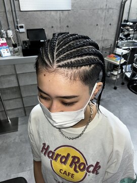 ルートバイドット 町田店(root by dot.) センターパート/ツイストスパイラル/スキンフェード[町田]