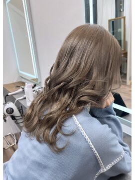 マーキー 名古屋栄(MARQUEE) ☆玉腰指名☆ ミルクティーベージュ/パールグレー/ブルージュ