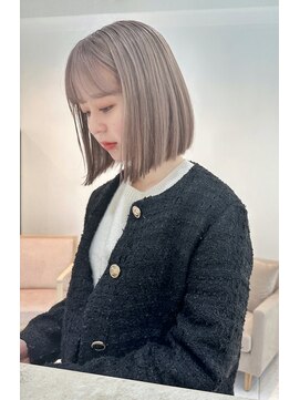 ニュート(Neut ) ブリーチ2回グレージュカラー