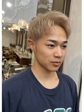 メンズバイココテラス 豊中(men's by cocoterace) ホワイトベージュ/メンズブリーチカラー/アップバング