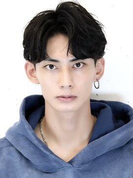 アーリー(Ali'i) フェザーショートマッシュウルフセンターパート韓国ヘア