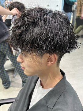 フィフス 天神大名(fifth) 波巻きスパイラルパーマツイストパーママッシュメンズパーマ束感