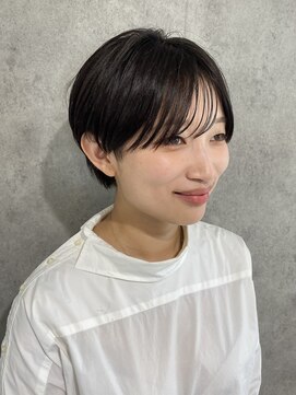エアー 青山(AIR) 前髪あり耳掛け丸みボブコンパクトショート20代30代40代50代
