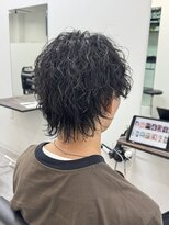 ブライト(BRIGHT)&nbsp;ツイストスパイラルパーマセンターパートウルフ