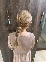 アジールヘア 池袋東口店(agir hair)&nbsp;お呼ばれヘアセットゆるふわ編みおろしヘアアレンジ　池袋