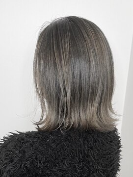 オーガニックマインド 坂戸 鶴ヶ島(organic+mind) グレージュ外はねボブ×大人ボブ