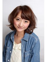 コンフェティ ルピナス山之手店(Confetti)&nbsp;30代40代50代60代 ウェーブを重ねてバルーンのシルエットに