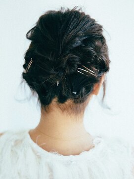 ジュール 新宿(Joule) 夏の浴衣の時にもぴったり！ルーズ編み込みアップスタイル[新宿]