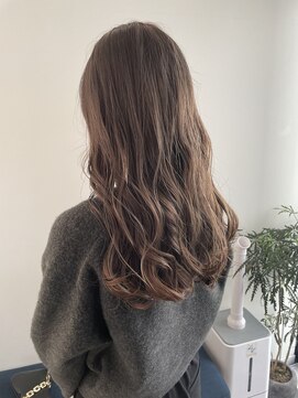 トレス(TRESS) シアーベージュ/ウェーブヘア/ブリーチカラー