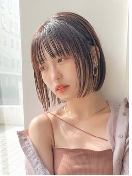 ユーリー(juurii) 大人上品にラフなボブ