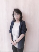 アール ヘアーメイク 下田(R hair make)&nbsp;鈴木 絹美