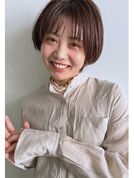 イースエモーション(ease et motion) 【天神 今泉 大名】ふんわりマッシュ　くすみベージュ