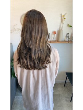 キキ(kiki) シアベージュ＊#ベージュカラー#三重