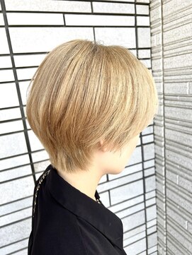 レイ 万博記念公園店(Ray) ハイトーンショート/キレイめショート/つくばショート