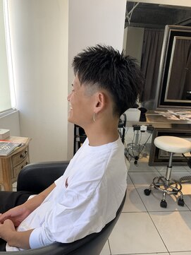 アイズ 海老名(AIZU) スウィングアップバング　ジェットモヒカン　骨格矯正カット