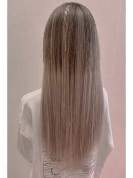 ラチャウ(La.Ciau) ブリーチ&カラー&シールエクステ110本