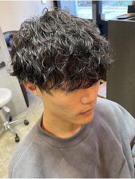 ジュンヌオム リンカラン(Jeune Homme LINGKARAN) 波巻きスパイラルパーマ×刈り上げマッシュ