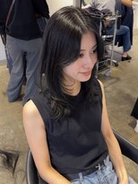 エイチ(811)&nbsp;ミニウルフホワイトグレージュレイヤーカット大人ショート美髪