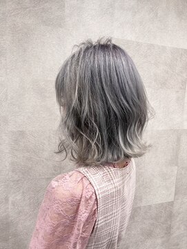 エン(en) ハイトーンシルバー