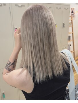 ラグヘアーワークス(LAG HAIR WORKS) ハイトーン×ミルクティーグレージュ