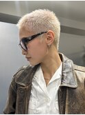 短髪ベリーショートホワイトカラー