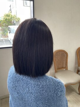 ウェルズ グランデ 田原本店(Well's GRANDE) 艶髪が映える丸みボブスタイル