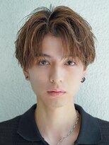 カライング(ing) スーツ短髪ツーブロック束感モテる黒髪シークレットパーマ流行