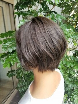 チュラトリート(CHURA TREAT) グレージュショートスタイル