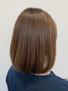 クラメールパリ 福岡(Kraemer Paris) 【髪質改善】白髪ぼかし×天使の輪ツヤボブ