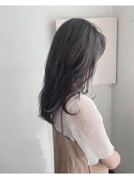 キャンバス バイ ネオリーブ 横浜西口(Canvas by neo.) ロングレイヤー 肌のトーンが1つ上がるグレー◎sk