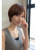 20代30代/大人かわいい/小顔ショートボブオリーブグレージュ