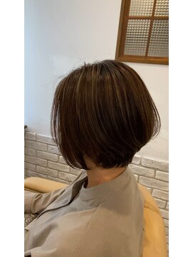 ミルク(MILK) ショートボブ×白髪ぼかし×ハイライト×グレージュ30代40代50代