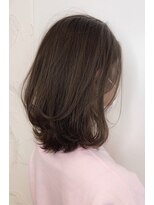 ニューカマー バイ ヘッドライト シブヤ(NEW COMER by HEADLIGHT shibuya)&nbsp;オリーブ×くすみベージュカラー