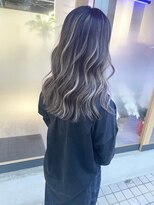 キング 高槻(K!ng) ハイライトカラーミルクティーベージュレイヤーカット