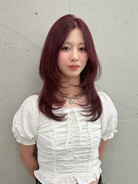 シーク 天神(SEEK) 松尾菫菜/レイヤーカット/レッドカラー/ブリーチ/韓国ヘア