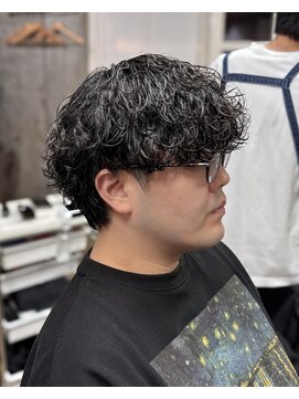 オムファミーユラグ(homme, famille raugh) 細かめカールなシャドウパーマ